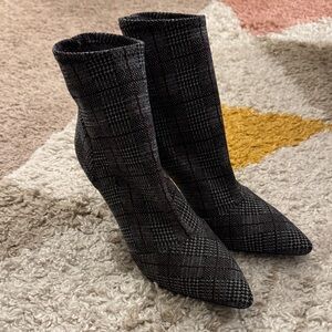 Plaid Ankle Boots - Black and Gray